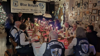 Weihnachtsfeier der Blue Knights Germany VII im Vereinsheim in Weiden. (Bild: Georg Arnold)