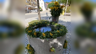 Brunnen am „Unteren Markt” (Bild: Josef Glas)