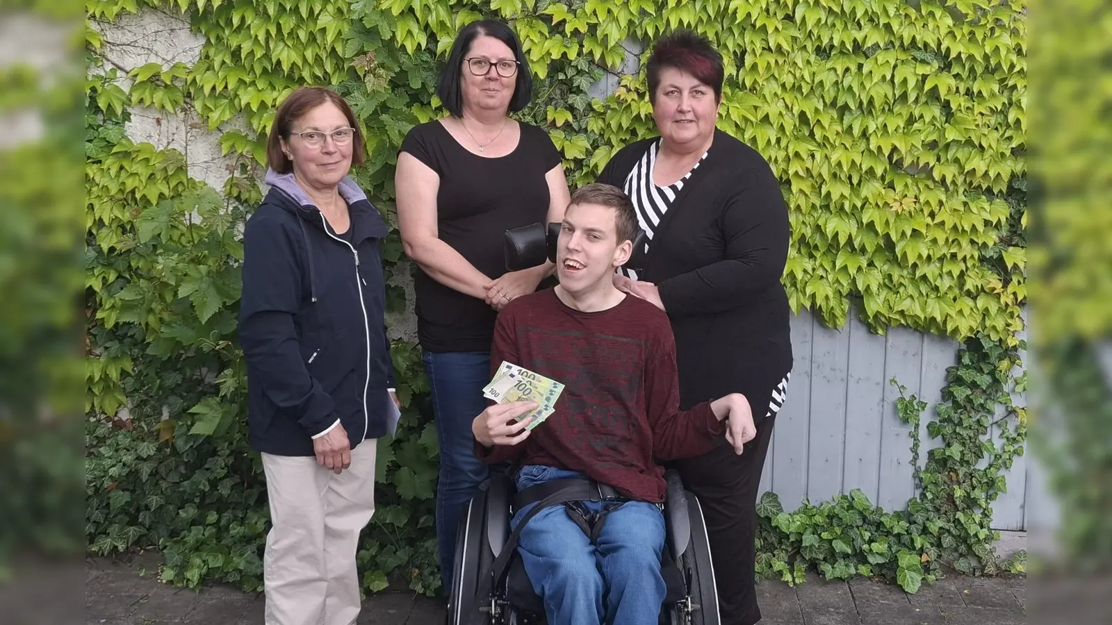 Christa Schafleitner, Alexandra Fischer, Daniel Fischer, Monika Grötsch (von links). (Bild: Markus Fischer)