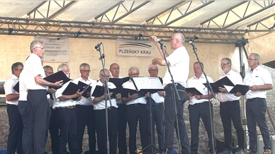 MGV_1 und MGV_2 ist der Männergesangverein Flossenbürg. (Bild: Christina Rosner)