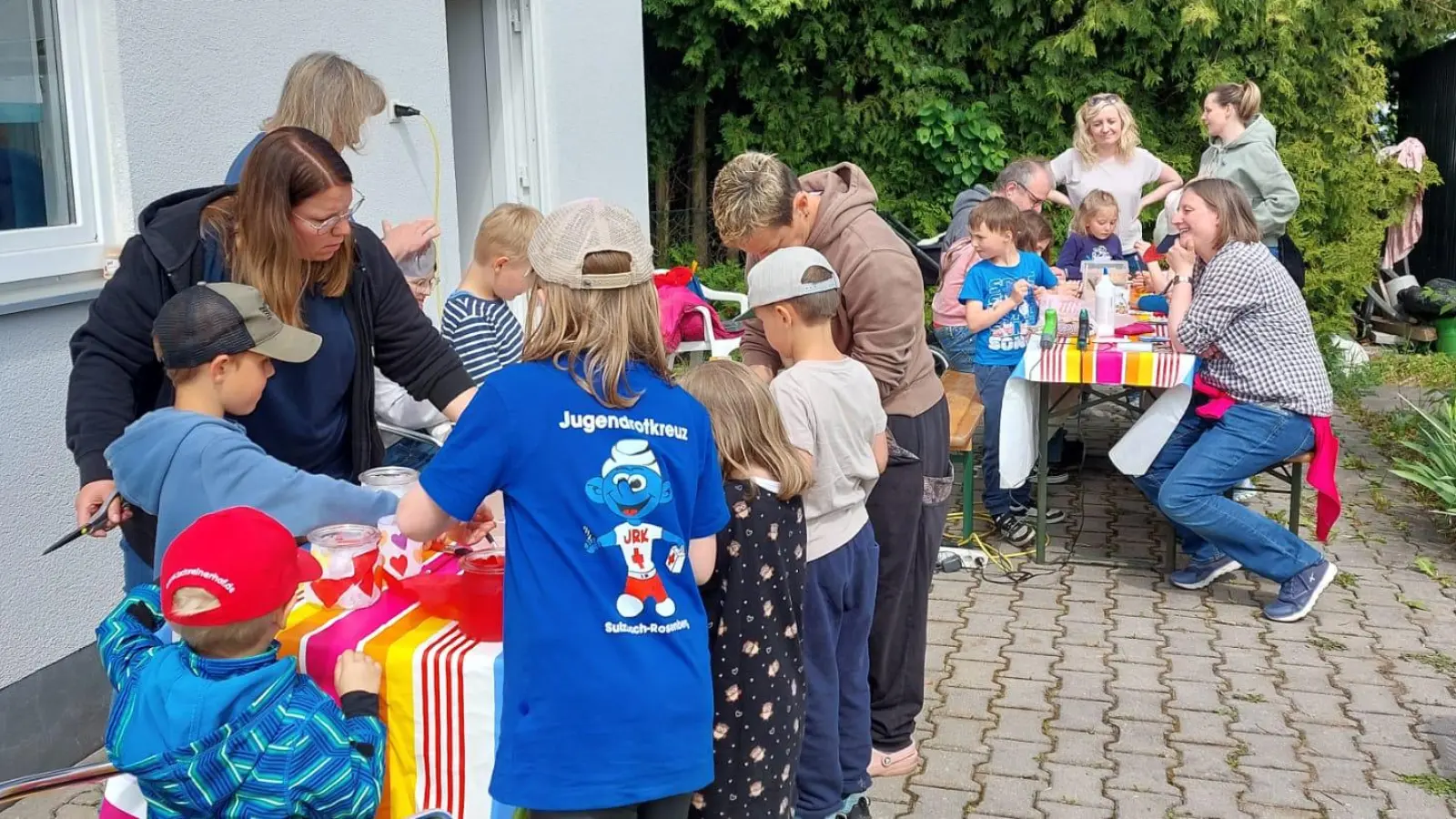 Bastelnachmittag bei der Siedlergemeinschaft Rosenberg (Bild: Jürgen Hofmann)