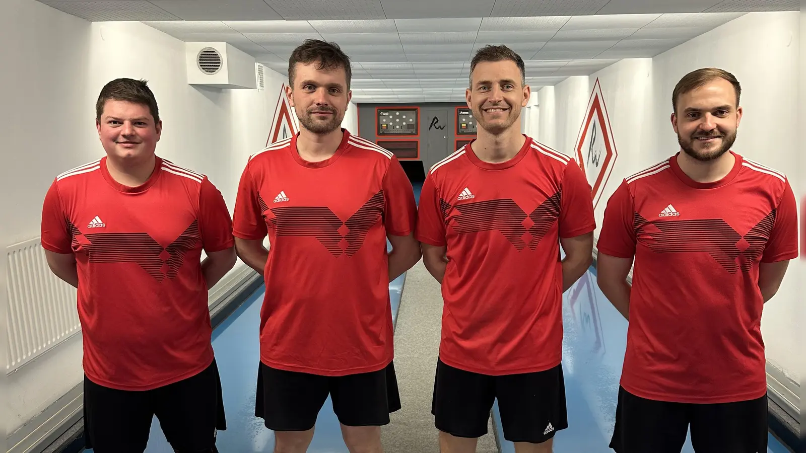 Am Bild zu sehen sind die Kegelmeister in der Bezirksliga A Nord  (Bild: Martina Lorenz)