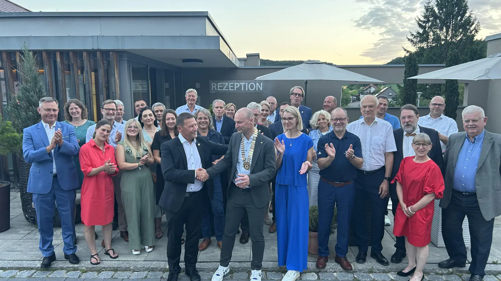 Rotary Club Auerbach bei der Präsidentschaftsübergabe (Bild: Erich Übler)