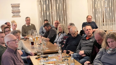 Interessierte Bürger gaben ein breites Feedback (Bild: Hans Wittmann)