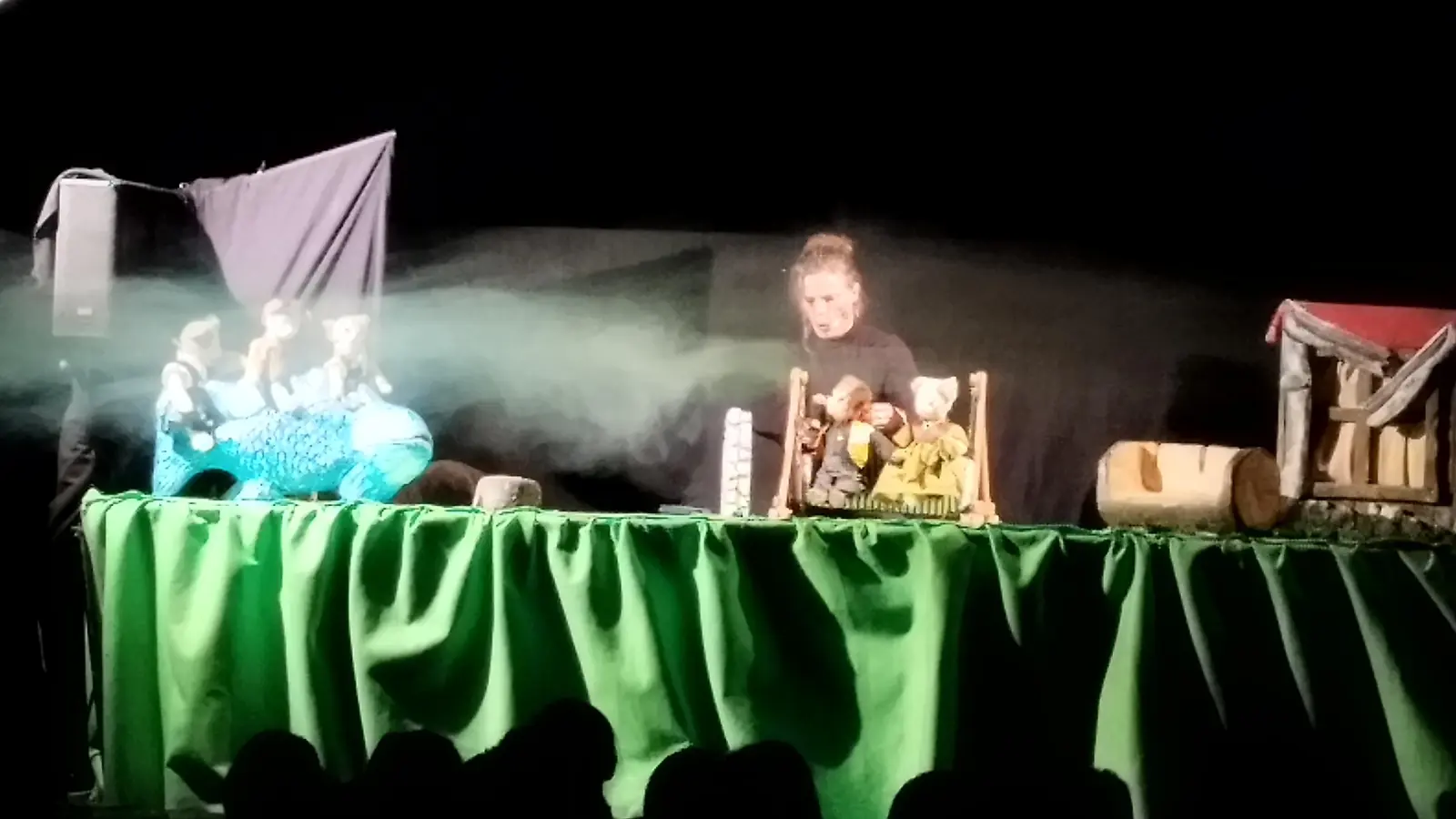 „Pfoten weg” - Präventionstheater gegen sexuelle Gewalt bei Kindern. (Bild: Martina Eiban)
