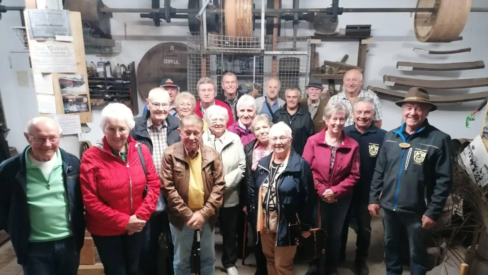 Die EVG-Seniorengruppe mit Herbert Konrad (rechts im Bild), der die Führung übernahm. (Bild: Herbert Konrad)