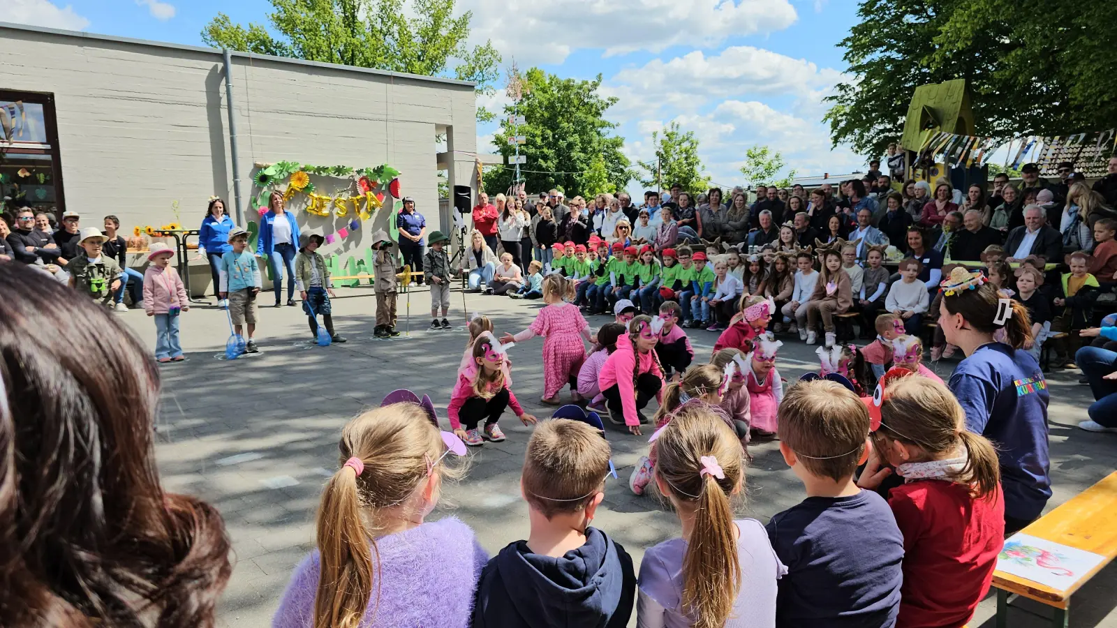 Impression von einer Tanzaufführung beim Kinderhaus-Familienfest. (Bild: Julia Ritter)