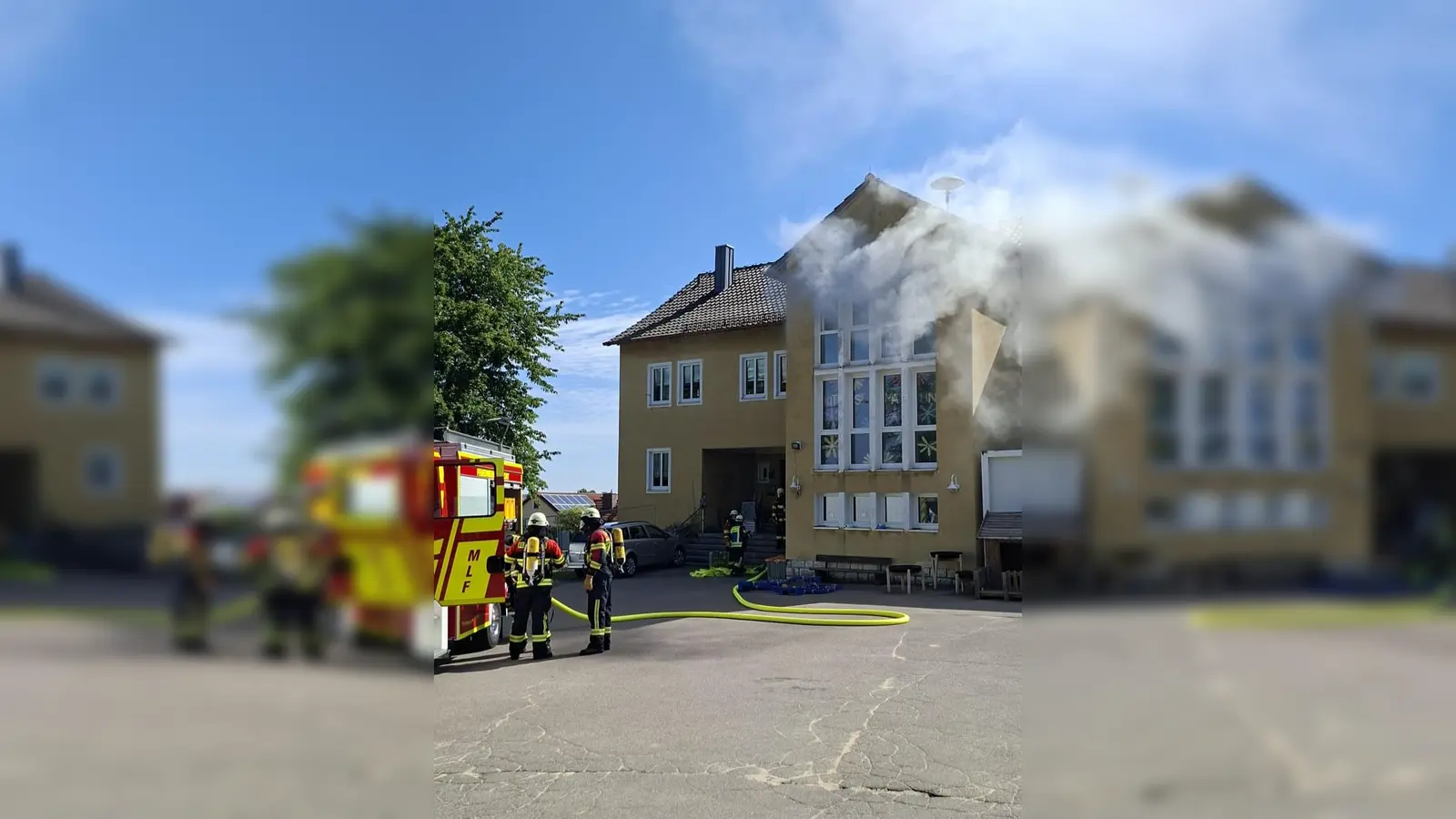 Feuerwehr Schlicht übt den Ernstfall in der Kita St. Martin Schlicht. (Bild: Geier Stefan)