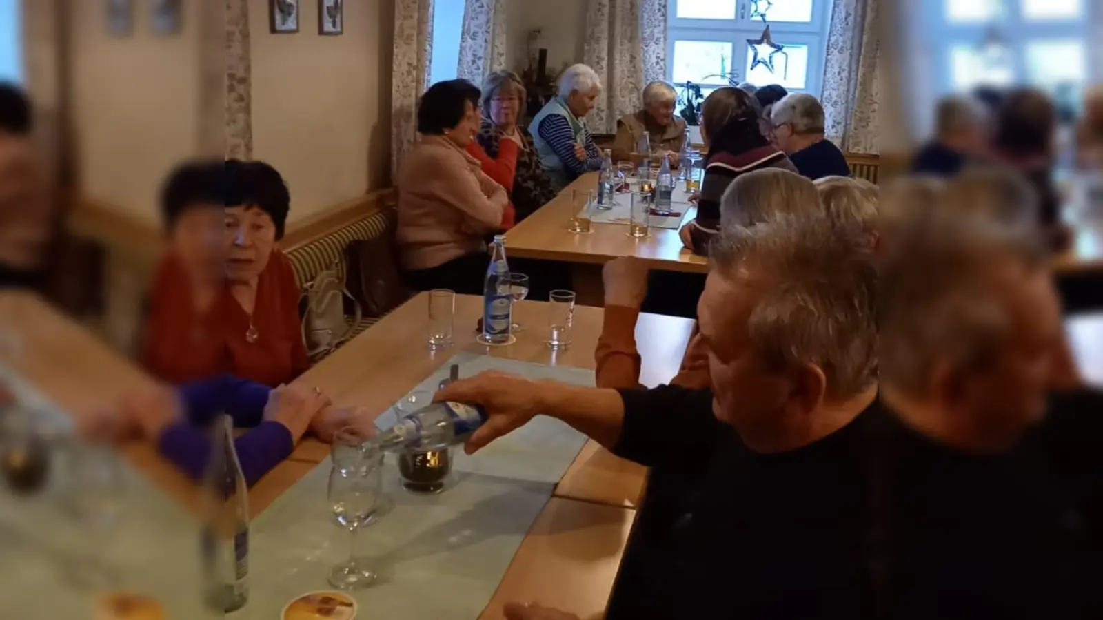 Senioren fassten gute Vorsätze für das neue Jahr. (Bild: Maria Zangl)