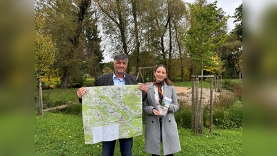 v.l.n.r. Edgar Knobloch, Erster Vorsitzender der ILE Region VierStädtedreieck; Marion Nothelfer, Umsetzungsmanagement in Elternzeitvetretung (Bild: Katrin Herold)