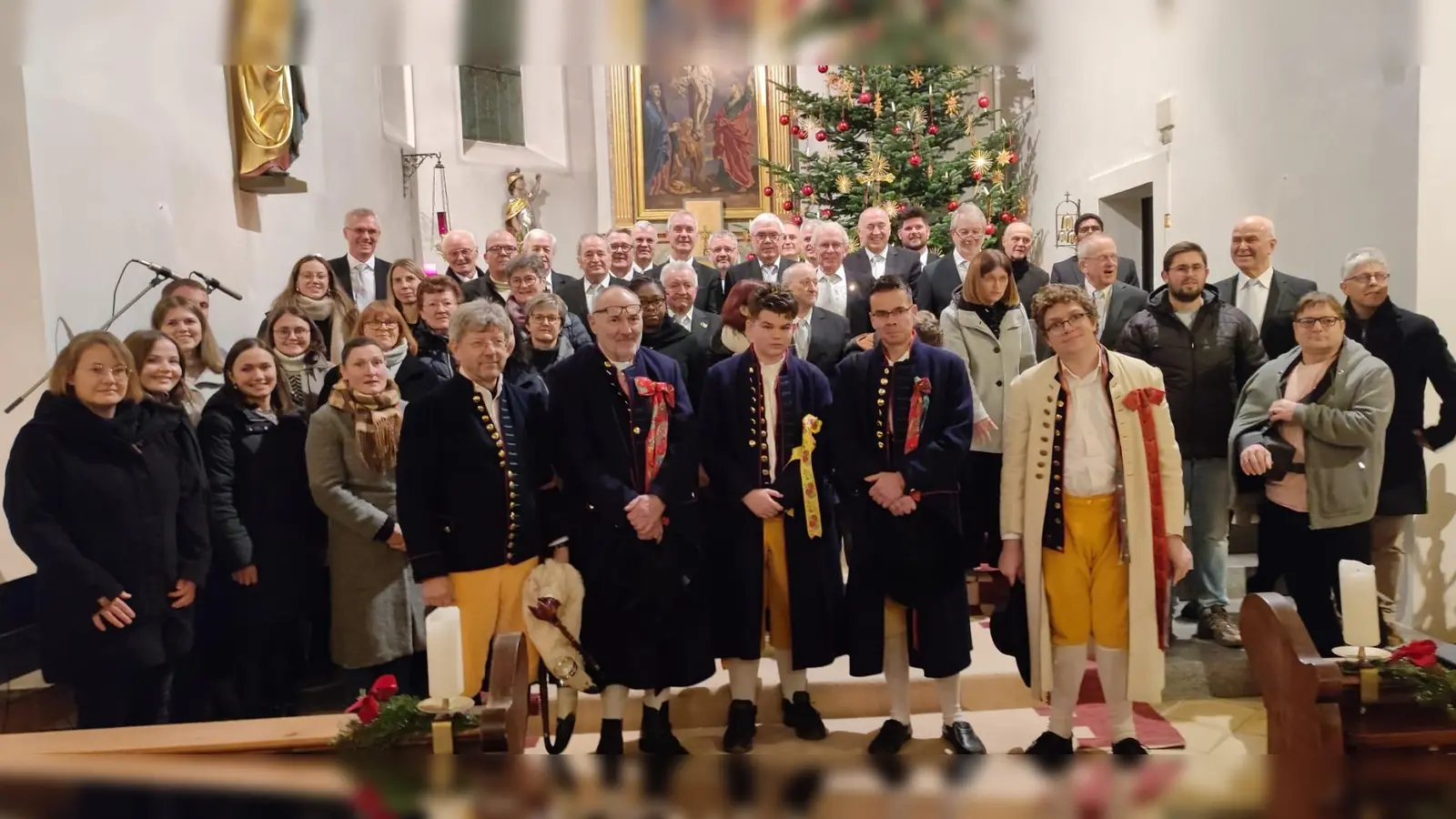 Gruppenfoto aller Mitwirkenden. (Bild[M]: Martin Landgraf)