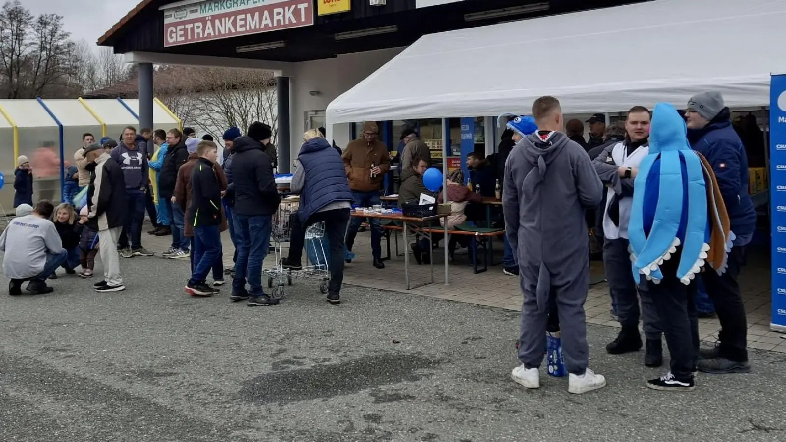 Gute Stimmung beim Weißwurstfrühstück der CSU Freihung. (Bild: Christian Lautenschlager)