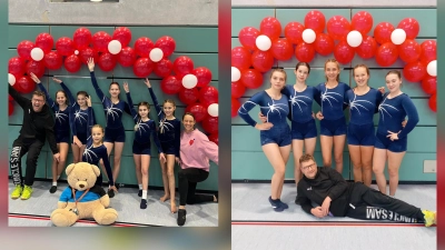Strahlende Turnerinnen nach der Siegerehrung mit Trainer Sigi Gennari und Trainerin Nadine Kalla. (Bild: Nadine Kalla und Sigi Gennari)