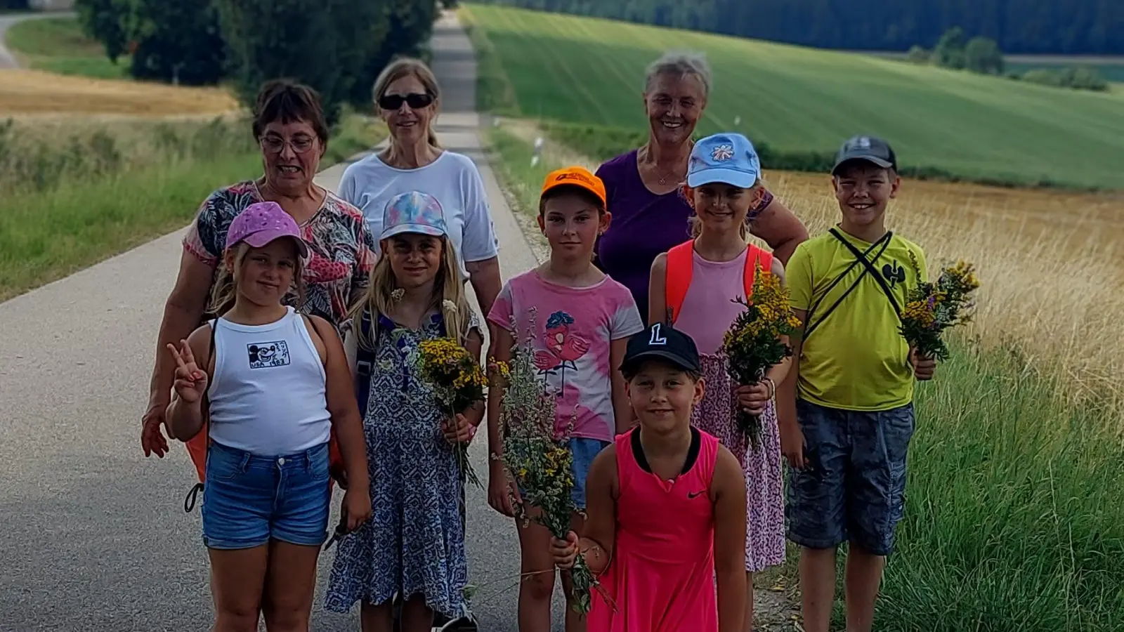 Kräuterwanderung (Bild: Irmgard Eckl)