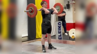 Die Weidener Gewichtheberjugend schlug sich gut gegen die bayrische Konkurrenz (Bild: Siegfried Schemmel)