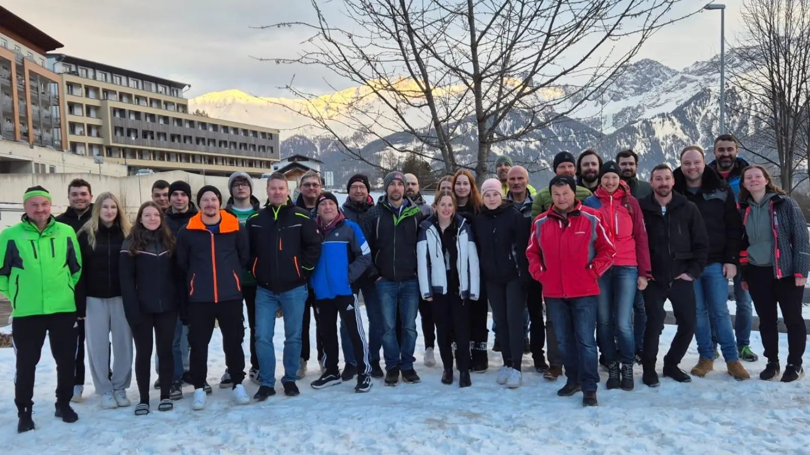 Skiurlaub-Reisegruppe der SpVgg Neustadt am Kulm (Bild: Thomas Fischer)