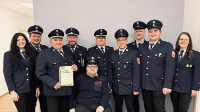 Lena Zintl, Julian Freundl, Michael Zintl, Christian Schedl, Florian Schwägerl, Gerald Freundl, Maurice Schmidkonz, Peter Schaller, Lukas Zintl, Sandra Schmidkonz  (Bild:  Roswitha Zintl)