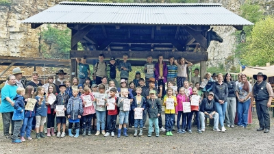 Die Kinder waren voller Freude und Elan beim „Kinder-Rodeo“ im Gelände des Country- und Westernclubs „Wild Bunch“ in Saltendorf. (Foto: Andrea Ederer)