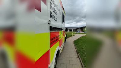 BRK Auerbach im Fatima Kindergarten (Bild: Stefan Lindner)