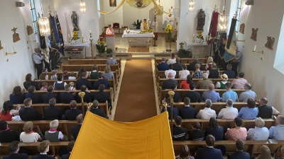 Feierlicher Gottesdienst zum Kirchenfest. (Bild: Josef Glas)