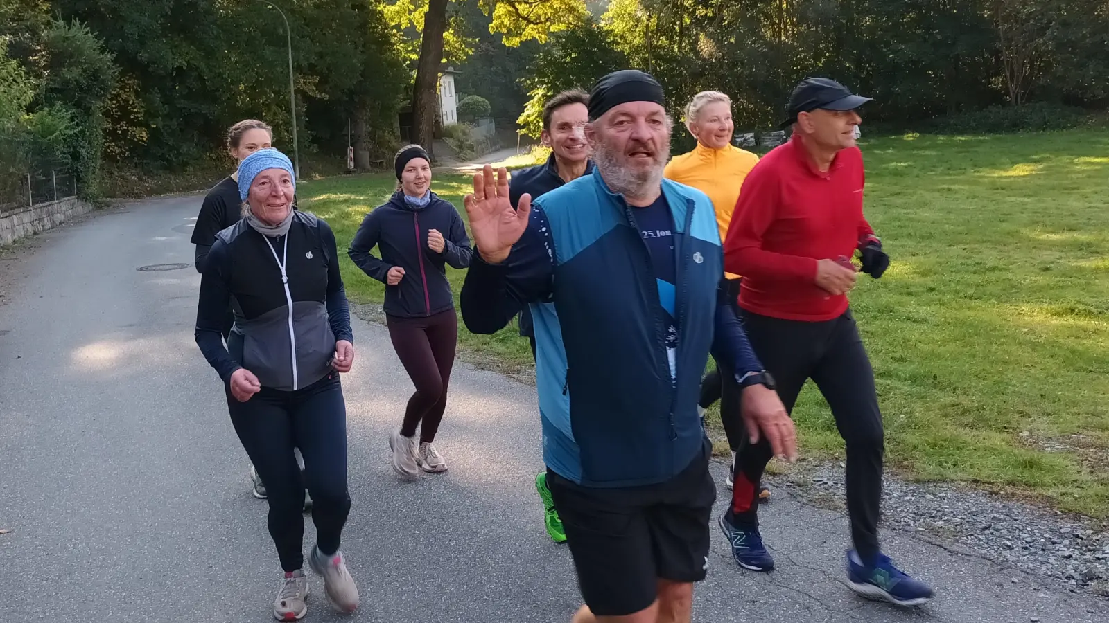 Auf dem Weg zum Schafferhof (Bild: Klaus Reichel)