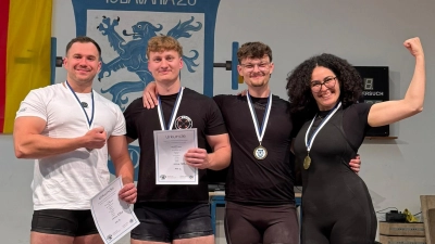 Im Bild von links nach rechts: Daniel Rjabow, Thomas März, Artur Schmidtgall und Eda Özkan (Bild: Marcus Helfensdörfer)