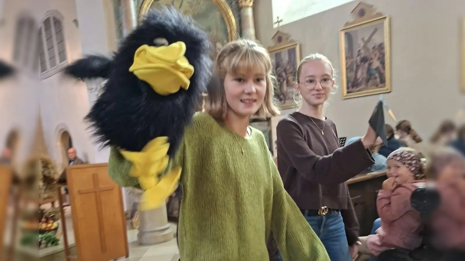 Eva und Helena in Aktion  (Bild: Petra Luber)