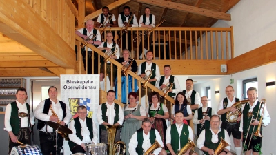 Die Blaskapelle Oberwildenau blickt auf 75 Jahre ihres Bestehens zurück und feiert mit einem Benefizkonzert.  (Bild: Barbara Guida    )
