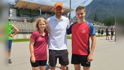 Lea-Marie Grundler, Winterbiathlet Philipp Nawrath, Julian Grundler  (Bild: Katja Grundler)