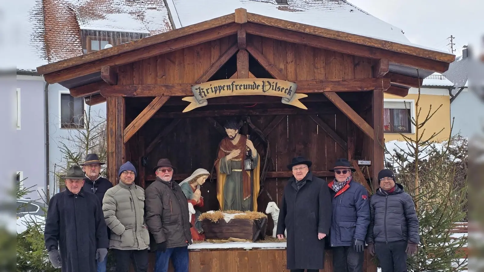 Erinnerungsfoto mit Bischof Voderholzer. (Bild: Heidi Voigt)