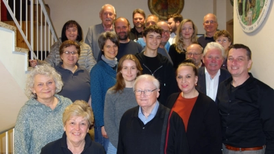 Vorstandschaft, Ehrengäste und Geehrte. (Bild: Hans-Jürgen  Rudnik)