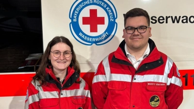 Unsere zwei neuen Lehrscheininhaber Laura Schlosser und Moritz Günther.  (Bild: Robert Oberhofer )