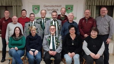 Die neu gewählte Vorstandschaft. (Bild: Karin Ertl)