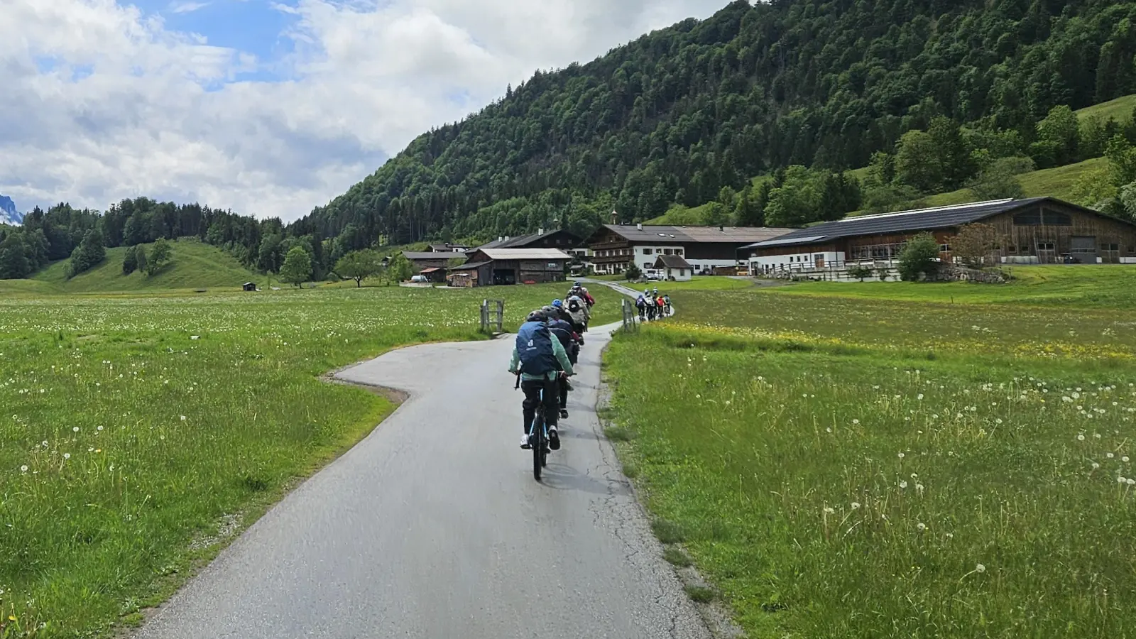 Mountainbiketour in der Wilden-Kaiser-Region (Bild: Michael Fleischmann)