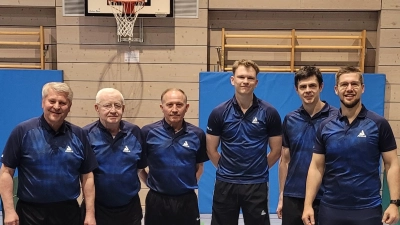 Die erfolgreiche Mannschaft Herren II der DJK Weiden mit den Spielern W. Hederer, F. Cervenka, W. Irschewski, E. Dietle, I. Butorovych und M. Heyer. (Bild: Werner Hederer)