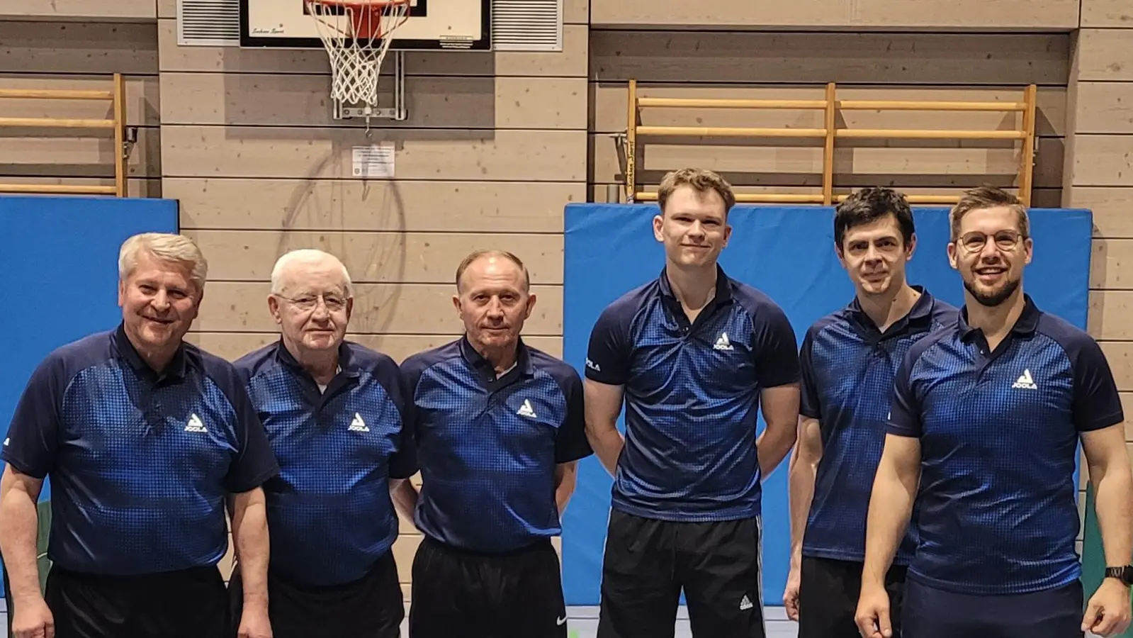 Die erfolgreiche Mannschaft Herren II der DJK Weiden mit den Spielern W. Hederer, F. Cervenka, W. Irschewski, E. Dietle, I. Butorovych und M. Heyer. (Bild: Werner Hederer)