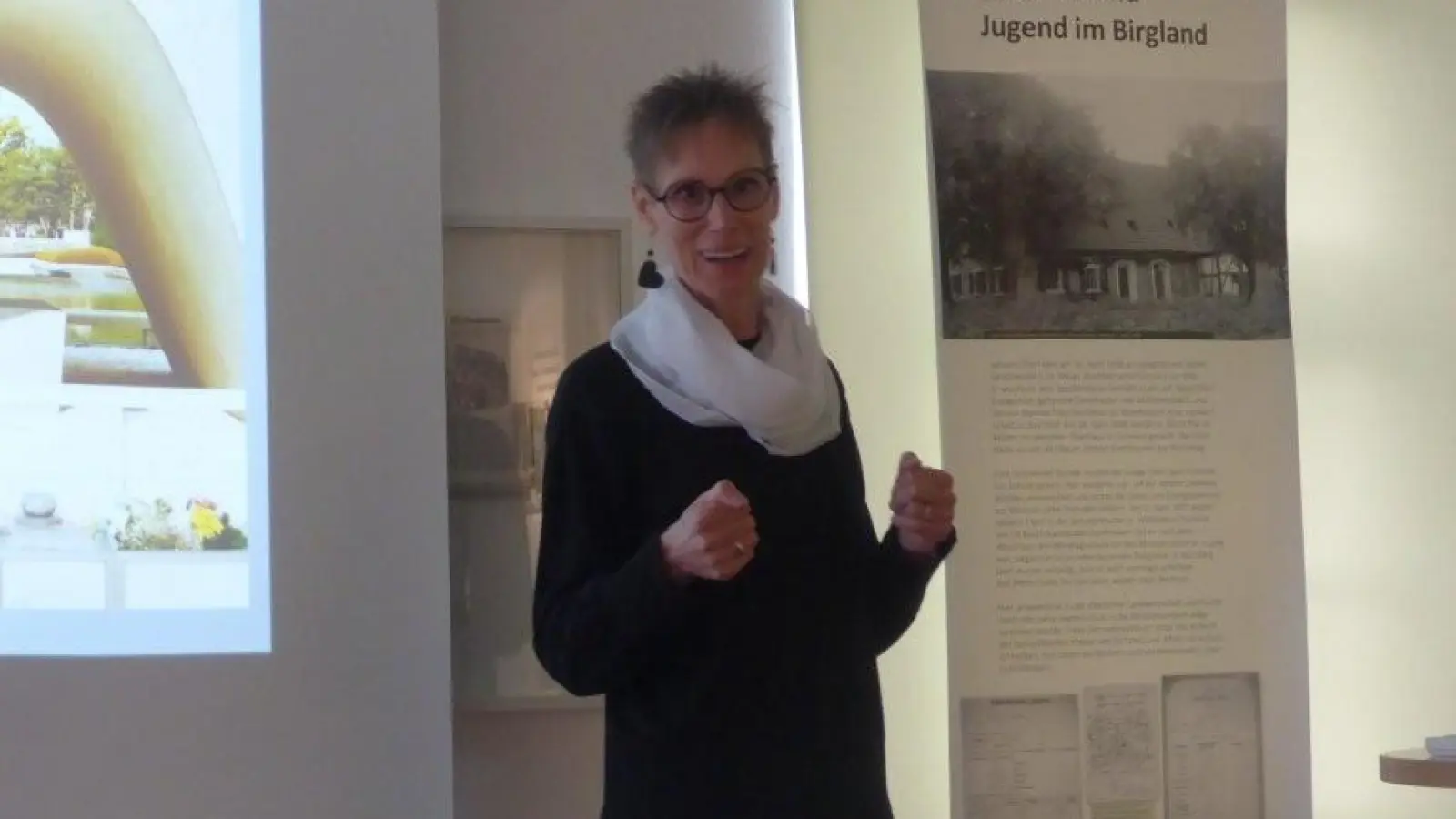 Julia Ratzmann von der Pazifik Informationsstelle im Johann-Flierl-Museum  (Bild: Georg Pilhofer )