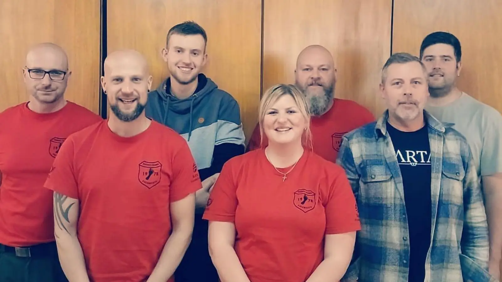 Die neue Vorstandschaft der Barfußtramps (Bild: Heidi Kurz)