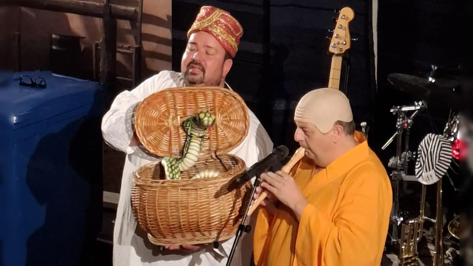 Kabarett vom Feinsten: ‚Da Meier &amp; Watschnbaam‘ begeistert das Publikum mit Witz und Musik (Bild: Silvia Gissibl)