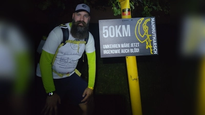 David Scherf zur Halbzeit des 100 km Marsches (Bild: Dr. David Scherf)