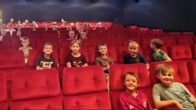 Begeisterte Kinder im Kino (Bild: Andrea Zinnecker)
