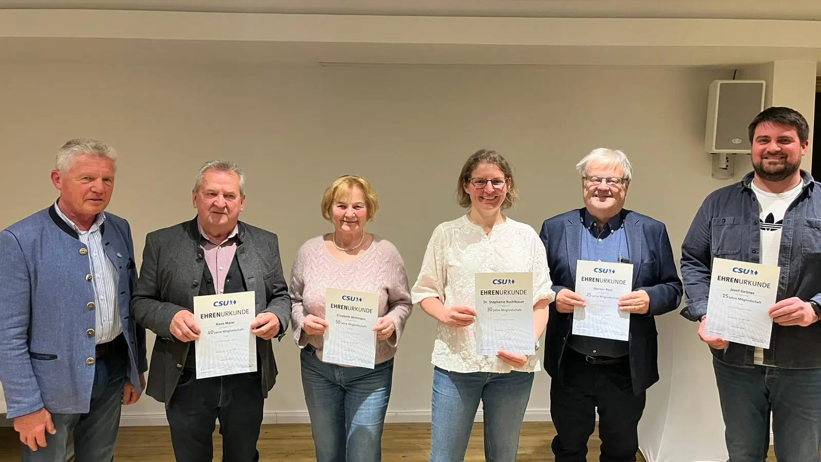 V.l.n.r.: Gerald Morgenstern, Hans Maier, Elisabeth Wittmann, Dr. Stephanie Kuchlbauer, Werner Rom, Josef Geitner. (Bild: David Nesner)