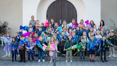 Klasse 1a und 1b Schwarzenfeld (Bild: Wild Holger)