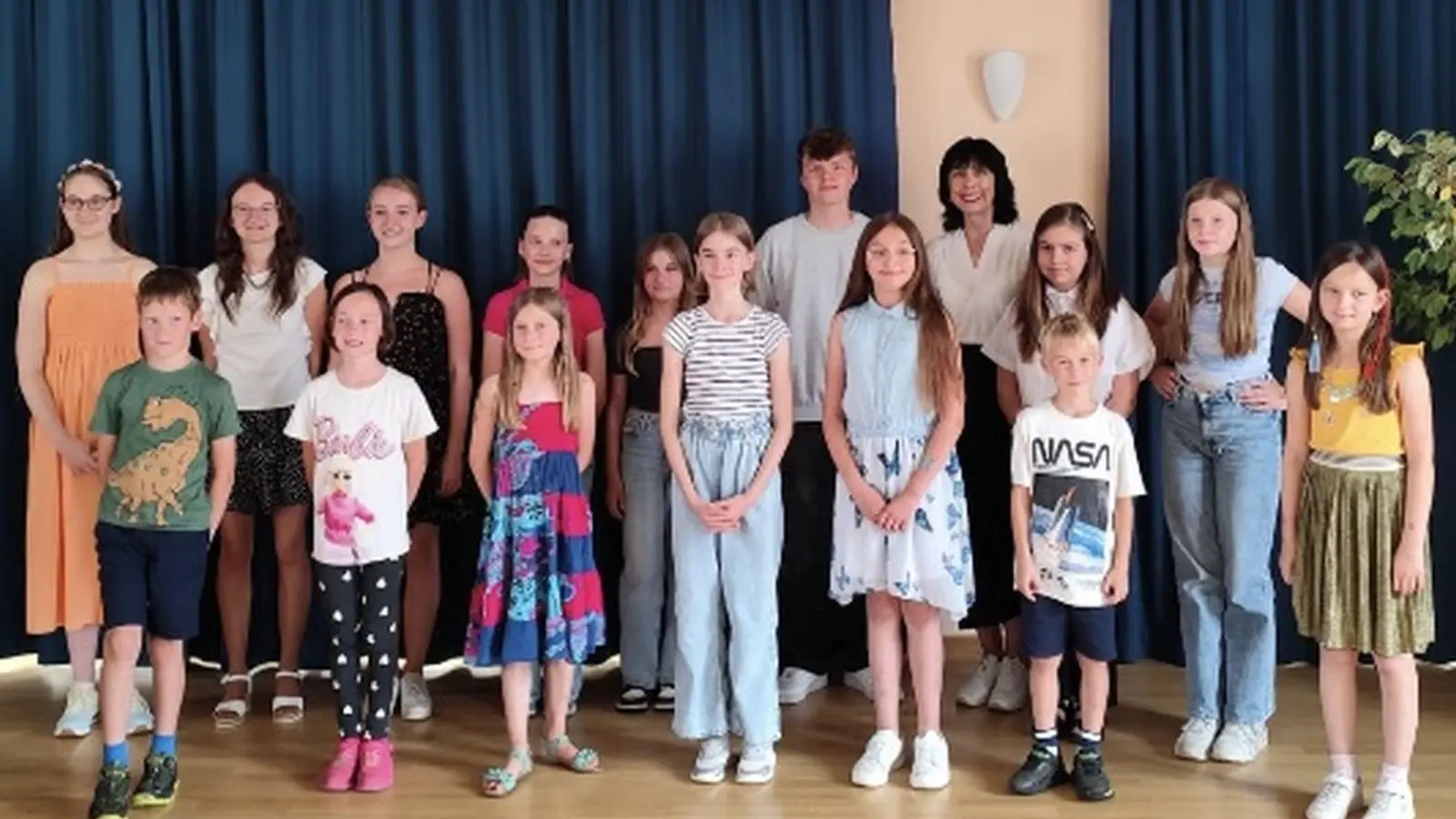 Die Musikschüler beim Sommerkonzert im Maria-Seltmann-Haus. (Bild: Anton Schinhamer/exb)
