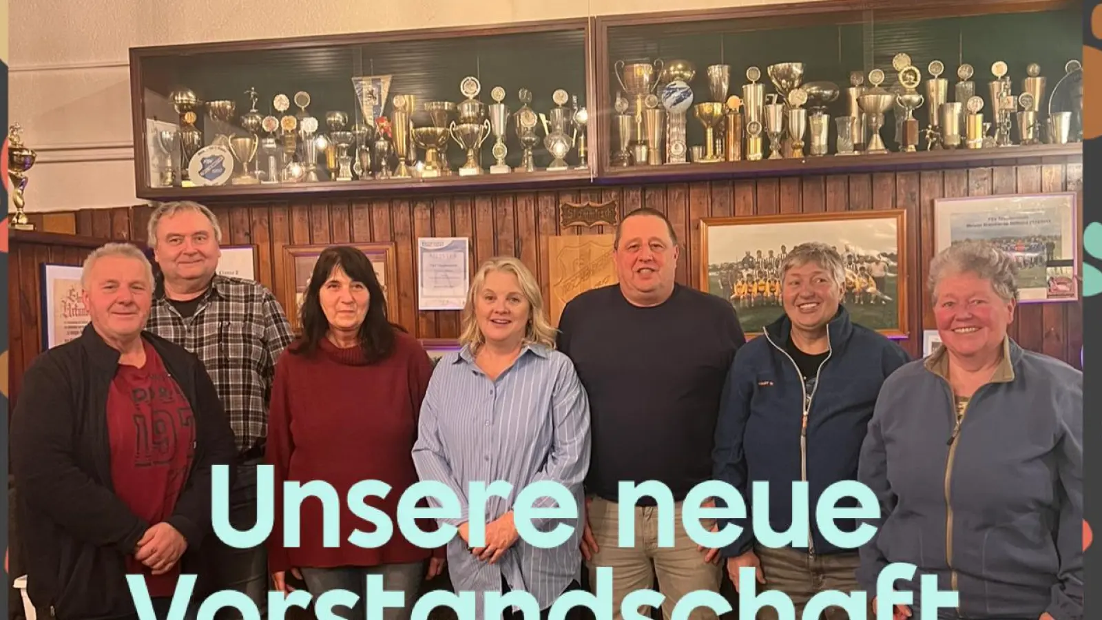 v. Li. Peter Kreuzer/Übungswart, Anton Schmid/Platzwart, Bettina Kreuzer/Zuchtwart, Brigitte Aronhime/1. Vorsitzende, Torsten Müller/Kassenwart, Martina Rejek/2. Vorsitzende, Gabriele Voit/Schriftwart (Bild: Brigitte Aronhime)