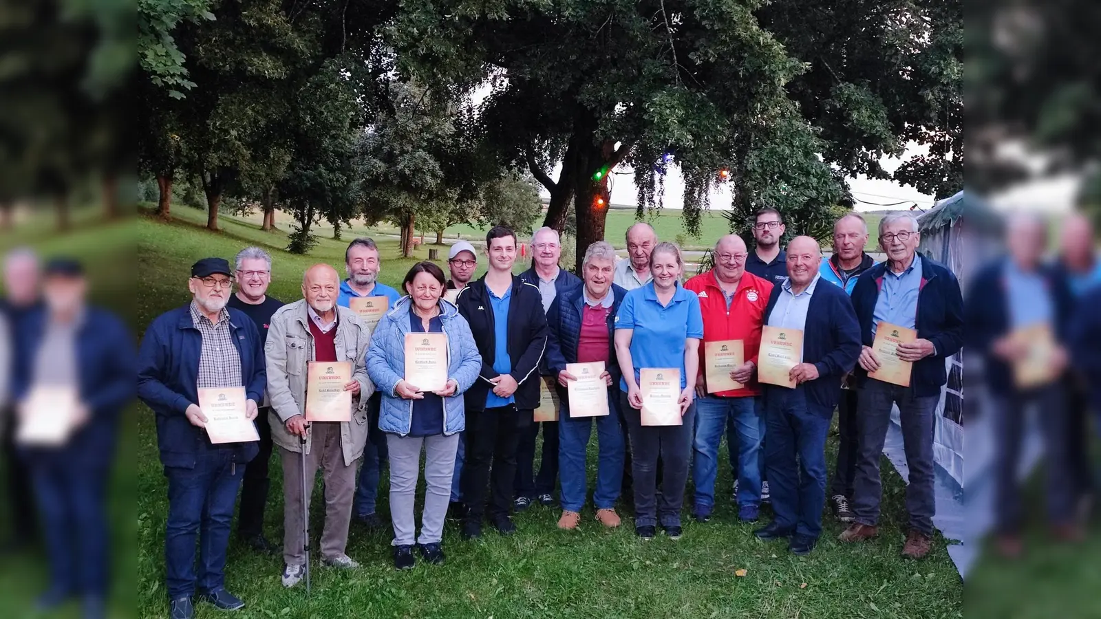 Die am Samstag geehrten Mitglieder. (Bild: Marina Reiner)