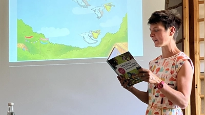 Kinderbuchautorin Judith Allert im Kindergarten St. Martin, Pfreimd.<br><br> (Bild: Gabi Schönberger)