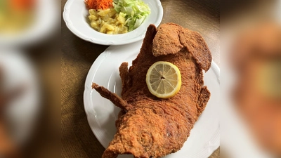 Beim Fischessen gibt es u.a. auch wieder gebackene Karpfen. (Bild: Patrick Horn)