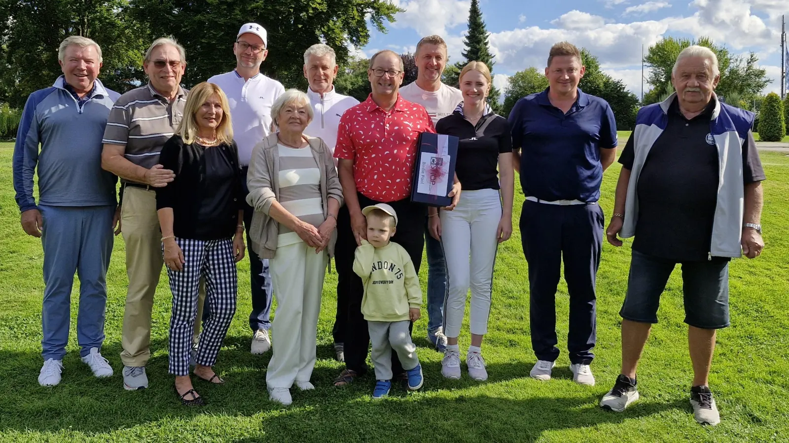 Ganz li. Thies Harald und die Sieger des Turniers (Bild: Andrea Graf)