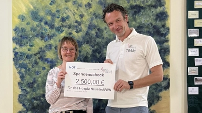 Nofi-Lauf_Spendenübergabe_Hospiz_Neustadt (Bild: Michael Reindl)